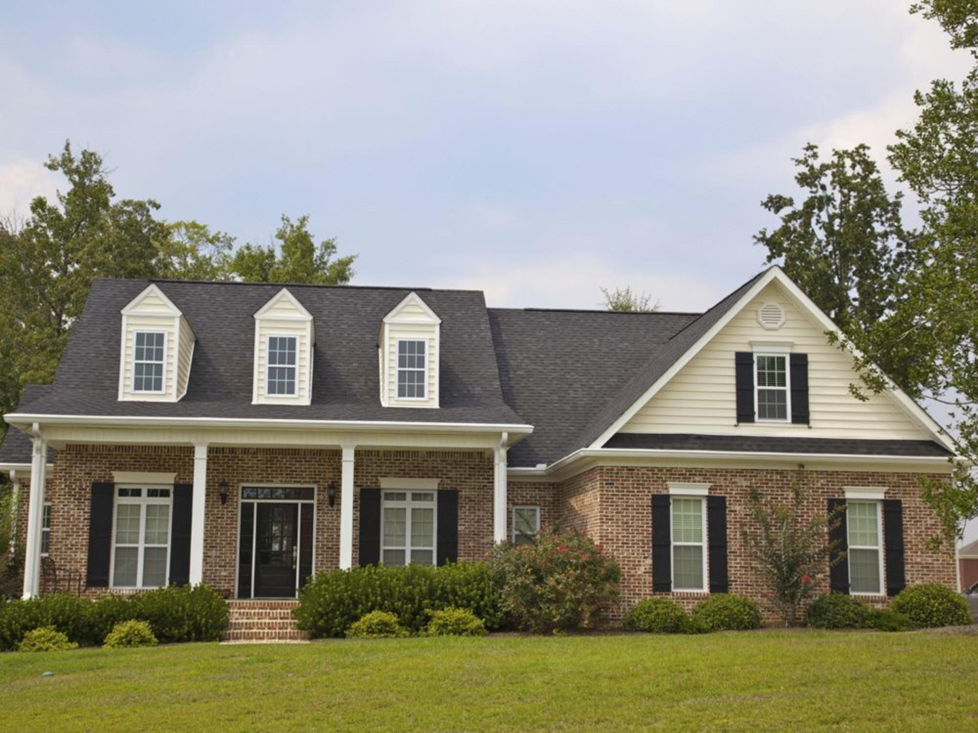 Need a Greenwich, Connecticut, expert in window installation, siding replacement, or roof repair? It's time to stop looking and call LA Barnaby & Sons.