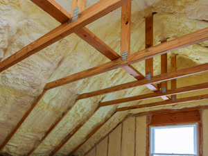 To obtain the finest effects from house insulation, visit a Stratford roofing contractor.