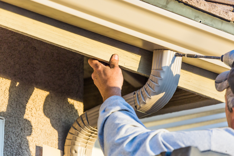 Reliable roofing and gutter installer in Trumbull from L.A. Barnaby & Sons.